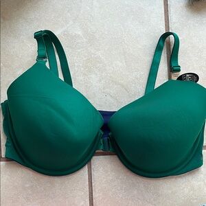 Victoria's Secret Emerald Green Bra Reversible